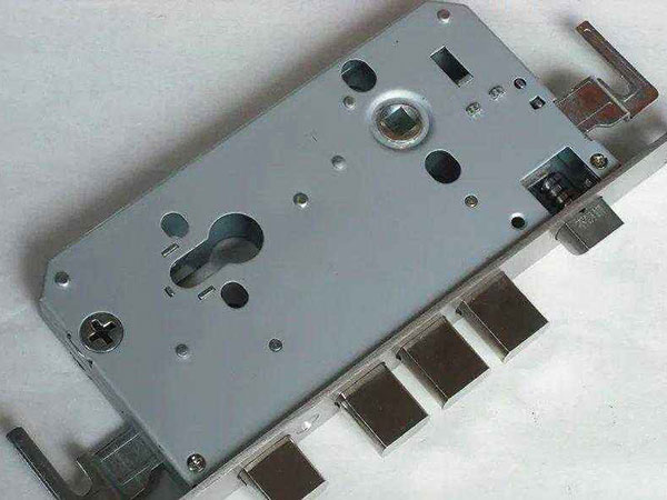 仪征24小时上门开锁公司